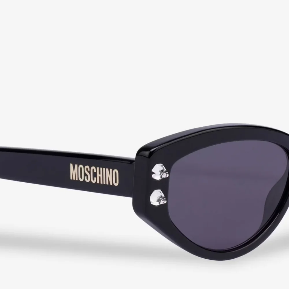 Black Cat Eye Sunglasses with Rhinestone Embellishments